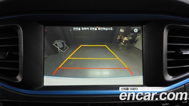 Hyundai Ioniq 2016 — photo 15