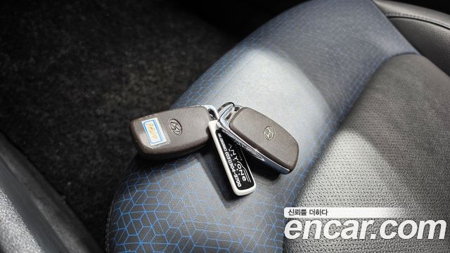 Hyundai Ioniq 2016 — photo 17