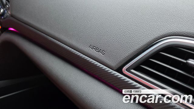 Hyundai AVANTE 2017 — photo 32