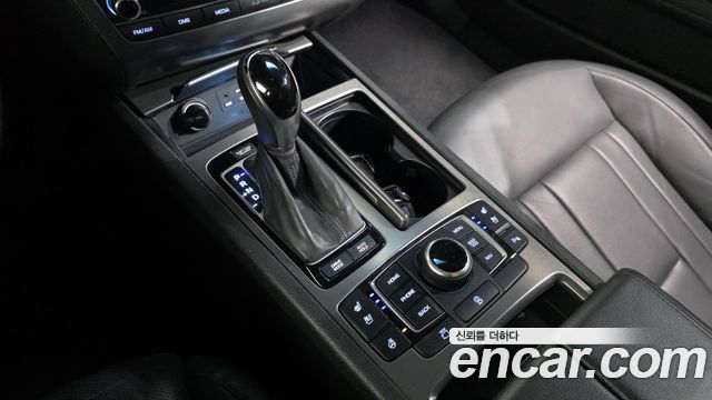 Hyundai Genesis 2015 — photo 9