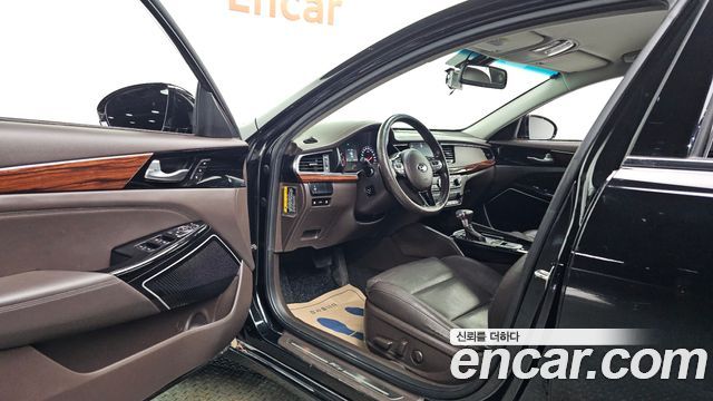 Kia K7 2016 — photo 10