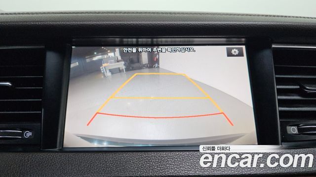 Kia K7 2016 — photo 16