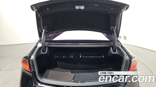 Kia K7 2016 — photo 20