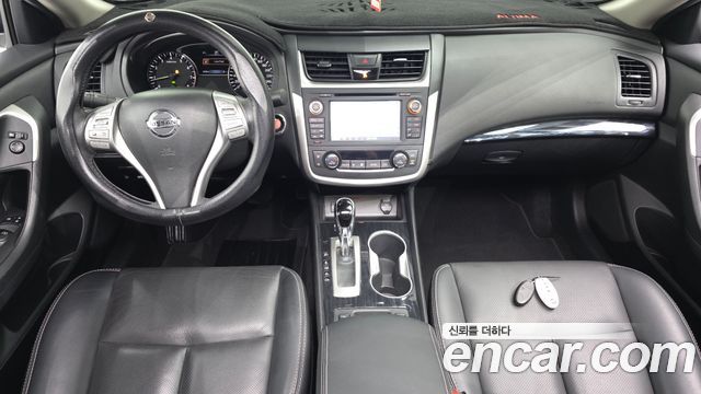 Nissan Altima 2017 — photo 7