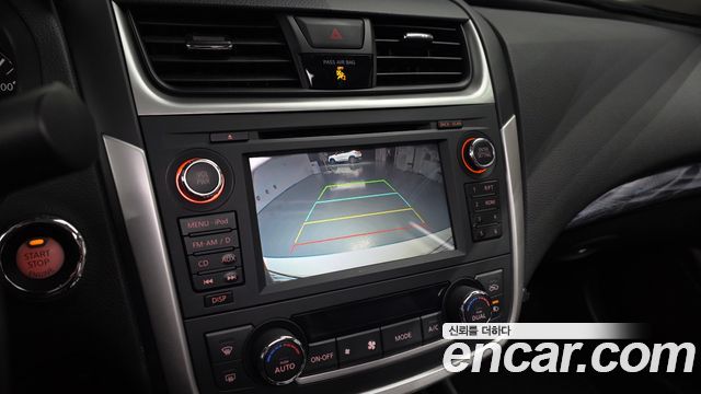 Nissan Altima 2017 — photo 14