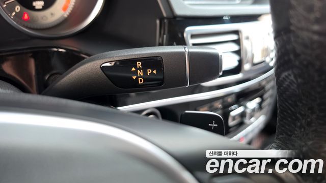 Mercedes-Benz E-Class 2014 — photo 19