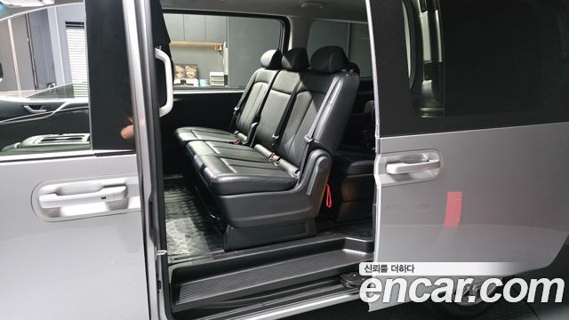 Hyundai Staria 2022 — photo 16