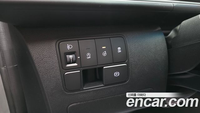 Hyundai Staria 2022 — photo 30