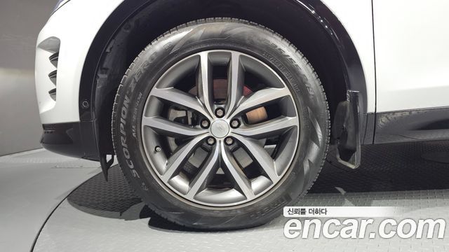 Land Rover Discovery Sport 2025 — photo 5