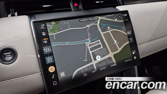 Land Rover Discovery Sport 2025 — photo 20