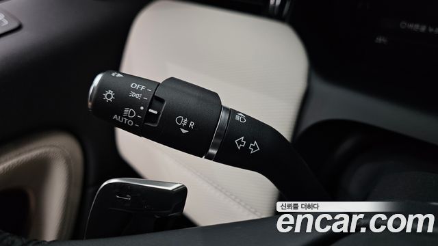 Land Rover Discovery Sport 2025 — photo 29