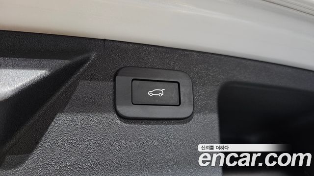 Land Rover Discovery Sport 2025 — photo 34