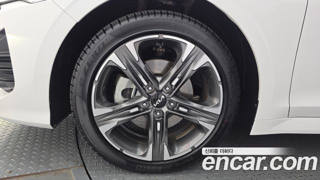 Kia K5 2023 — photo 5