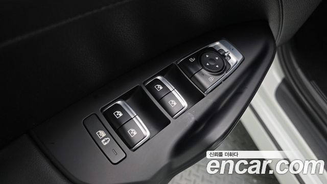 Kia K5 2023 — photo 13