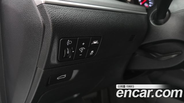 Kia K5 2023 — photo 14