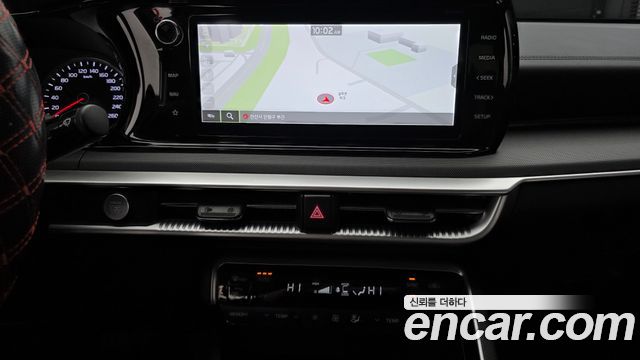 Kia K5 2023 — photo 20