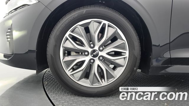 Kia K5 2023 — photo 5