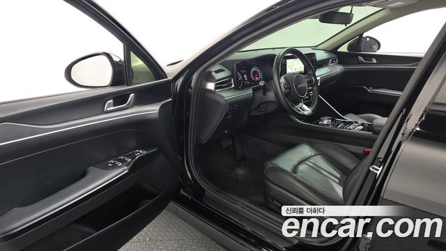 Kia K5 2023 — photo 13