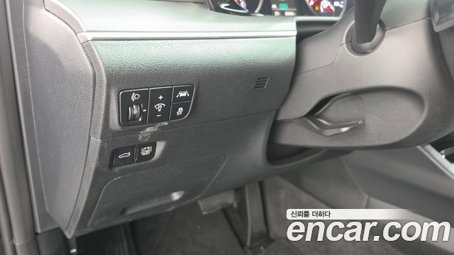 Kia K5 2023 — photo 24