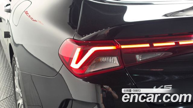 Kia K5 2023 — photo 9