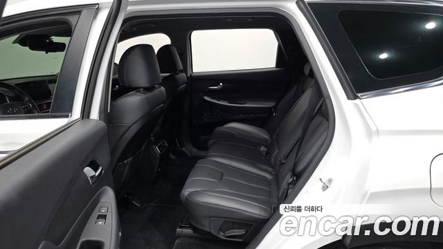 Hyundai Santafe 2021 — photo 12
