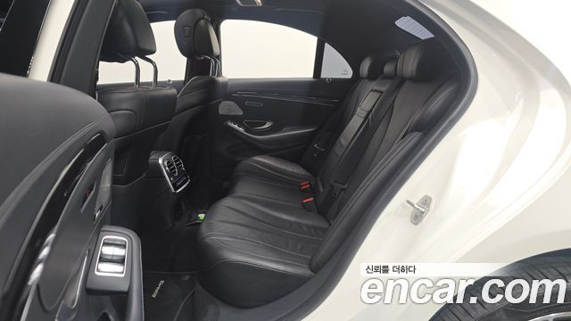 Mercedes-Benz S-Class 2017 — photo 11