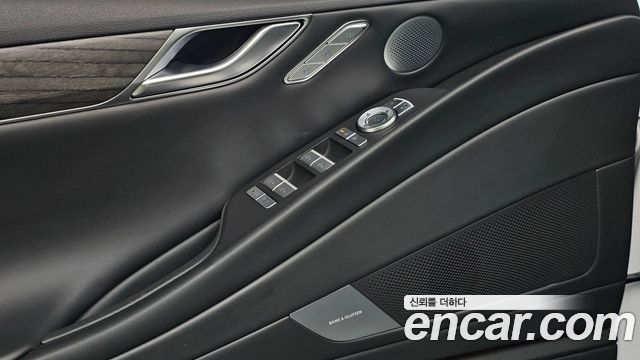 Genesis G80 2025 — photo 31