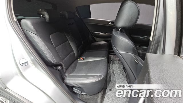 Kia Sportage 2021 — photo 11