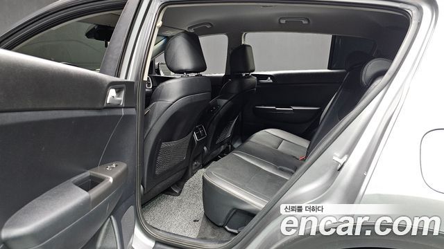 Kia Sportage 2021 — photo 12