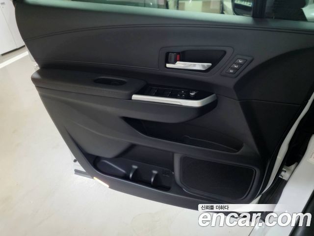 Toyota Sienna 2025 — photo 9