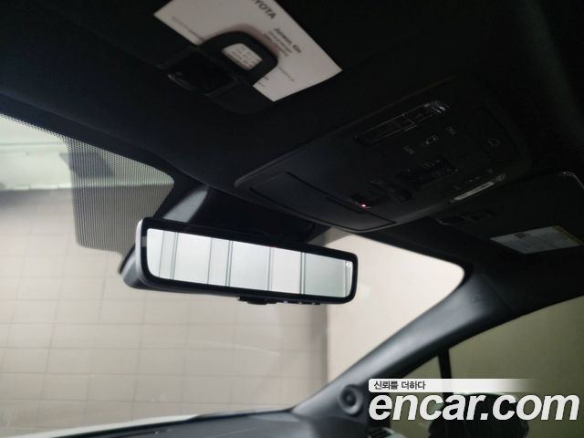 Toyota Sienna 2025 — photo 14