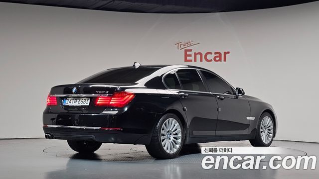 BMW 7-Series 2013 — photo 2