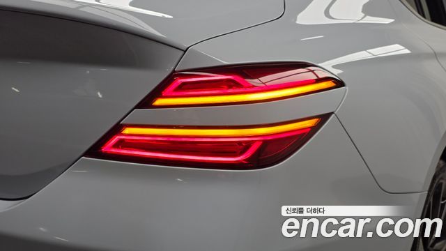 Genesis G70 2022 — photo 9