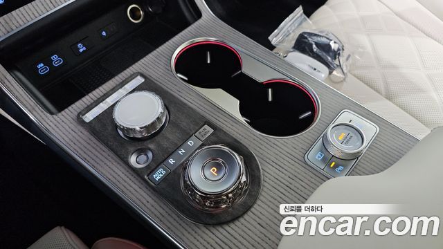 Genesis GV80 2025 — photo 12