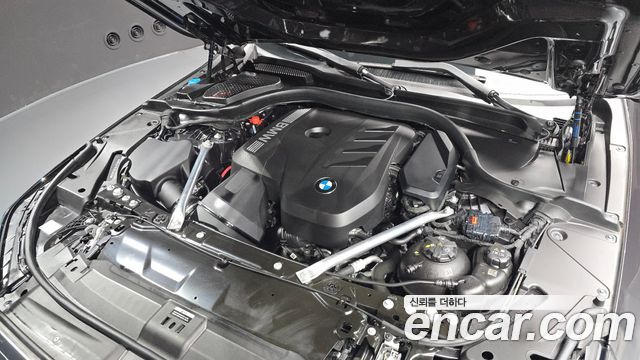 BMW 5-Series 2025 — photo 6