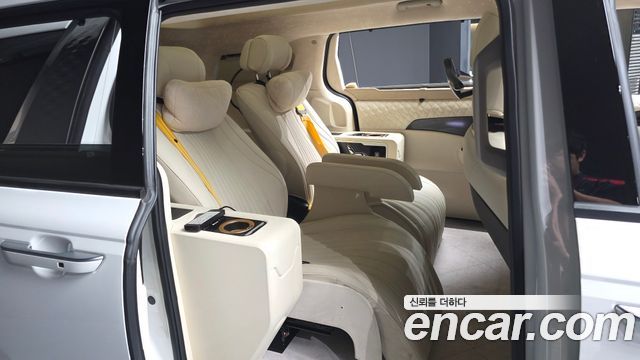Kia Canival 2022 — photo 12