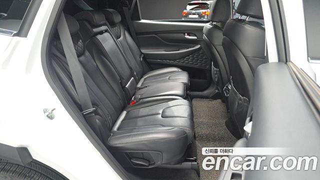 Hyundai Santafe 2021 — photo 17