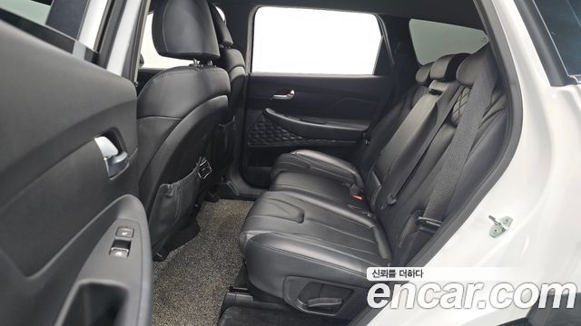 Hyundai Santafe 2021 — photo 18