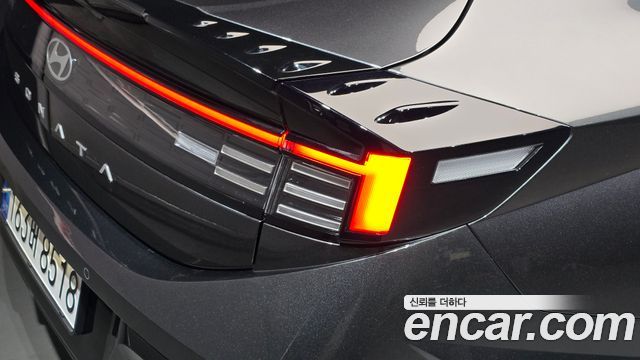 Hyundai Sonata 2024 — photo 9