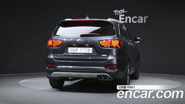 Kia Sorento 2019 — photo 4