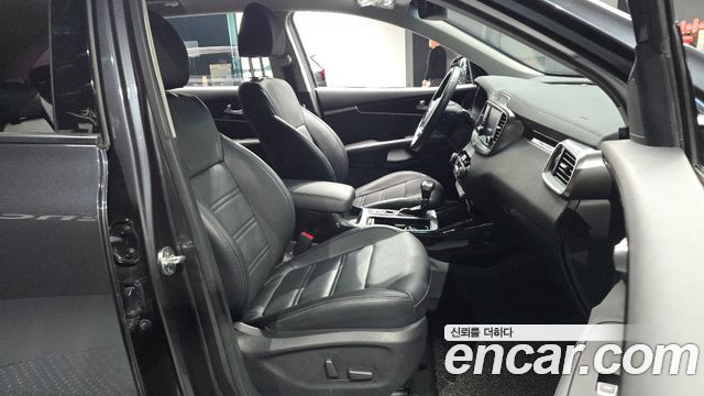 Kia Sorento 2019 — photo 18