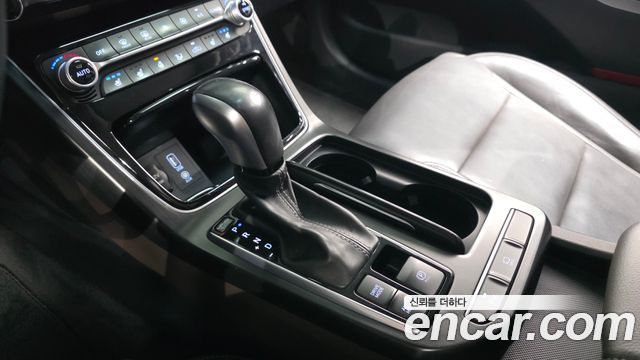 Hyundai Grandeur 2018 — photo 12