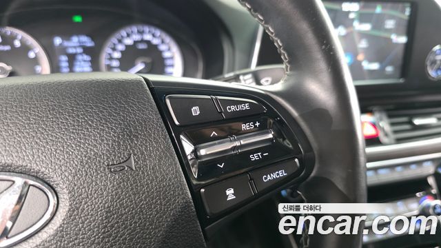 Hyundai Grandeur 2018 — photo 28