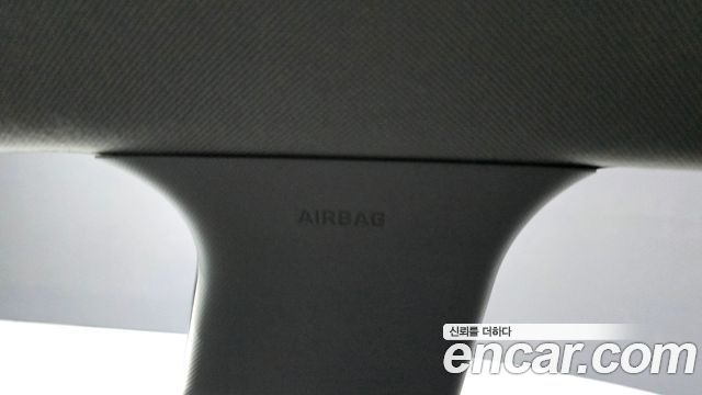Hyundai AVANTE 2017 — photo 29