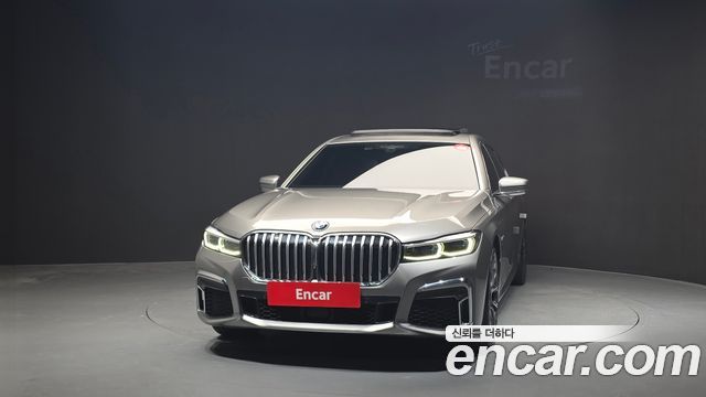BMW 7-Series 2022 — photo 3