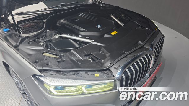 BMW 7-Series 2022 — photo 6