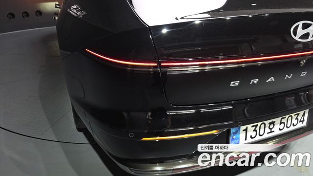 Hyundai Grandeur 2023 — photo 9