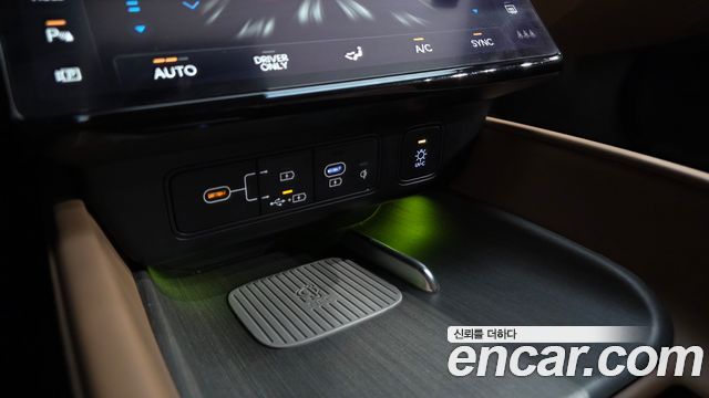 Hyundai Grandeur 2023 — photo 16