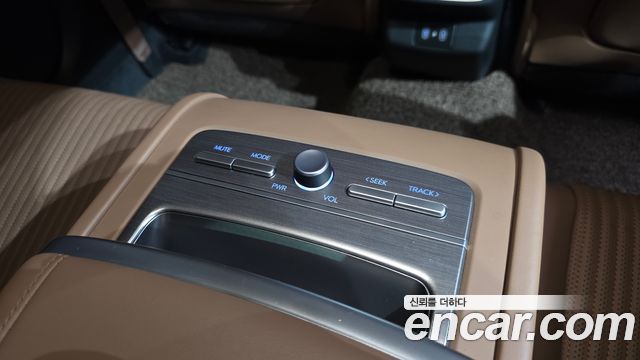 Hyundai Grandeur 2023 — photo 28