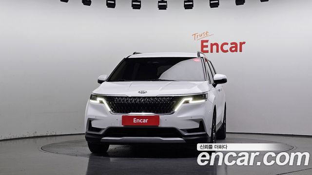 Kia Canival 2021 — photo 3